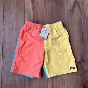 NWT Patagonia Boys Youth Baggies Shorts Size 14